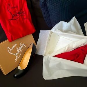 Louis Vuitton simple pump